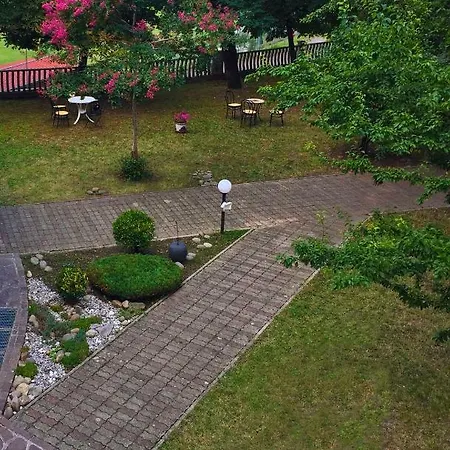 Hotel Prato 3*